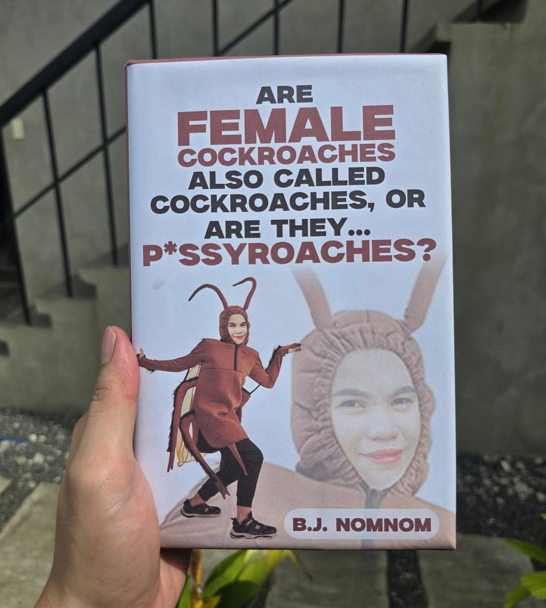 Siffmen's tweet photo. Female p*ssyroaches 
Do you agree. 
Cockroaches #fakefeminist https://t.co/O2yTIdzlzP