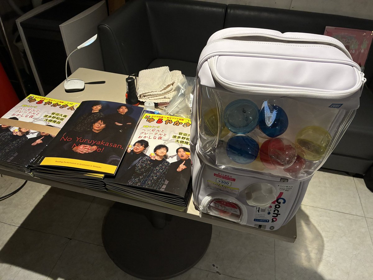 Apostle_DHIDA's tweet photo. 本日の物販スペースの様子をお届け！ https://t.co/xNCB1wfYjH