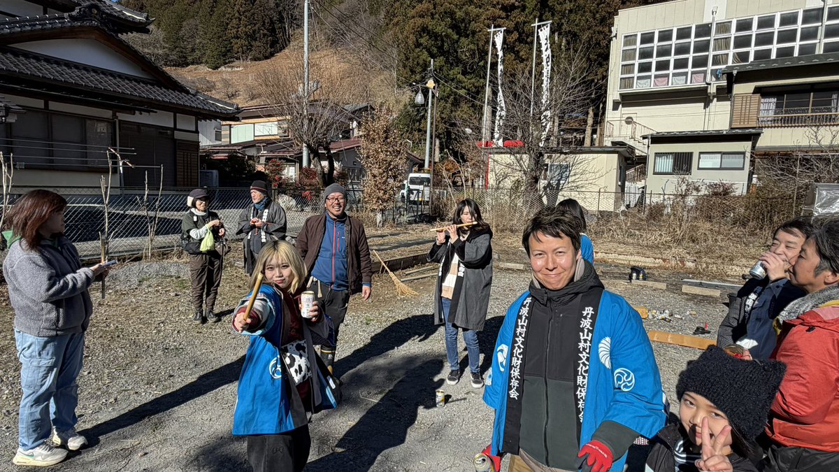taba_maguro's tweet photo. いよいよ2026年ぼお松引きが始まりますー！
丹波山村の奇祭です。
一般の方も楽しめるお祭りですー！ https://t.co/sWrpbuCkMs