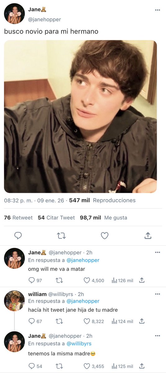 nostalg1cc's tweet image. Au #byler 

Donde Jane, en broma, sube un tweet buscándole pareja a Will y hace hit tweet

O

Donde Mike Wheeler, un streamer conocido, lo cita sin darse cuenta de que lo hizo desde su cuenta principal
