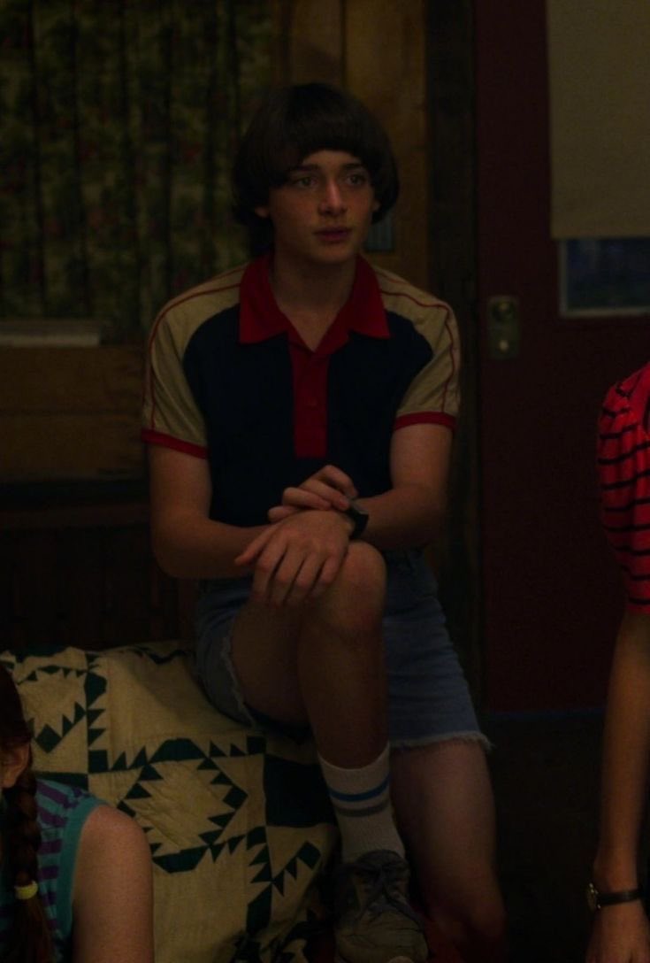 thinking about how the costume designers said that will’s clothes looked ill fitting in season 3 cause they wanted to represent that he came from a low income family and how they probably didn’t have money for new clothes and now i’m sad again :(