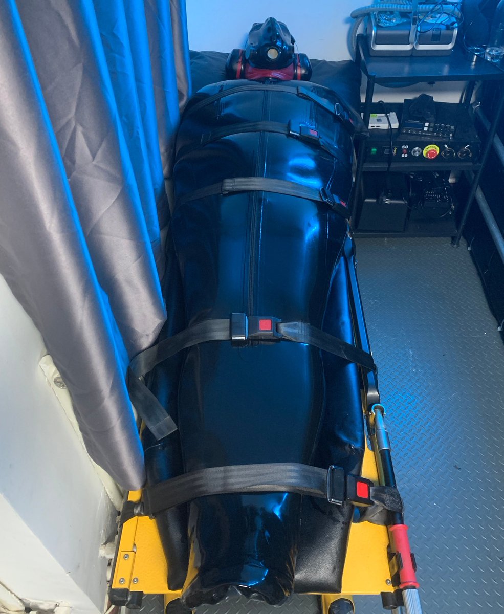 SBondage tweet media