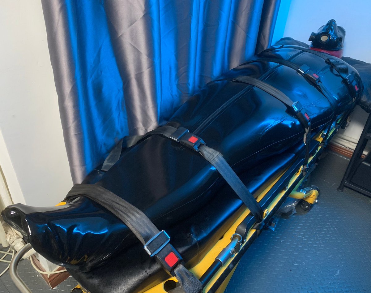 SBondage tweet media