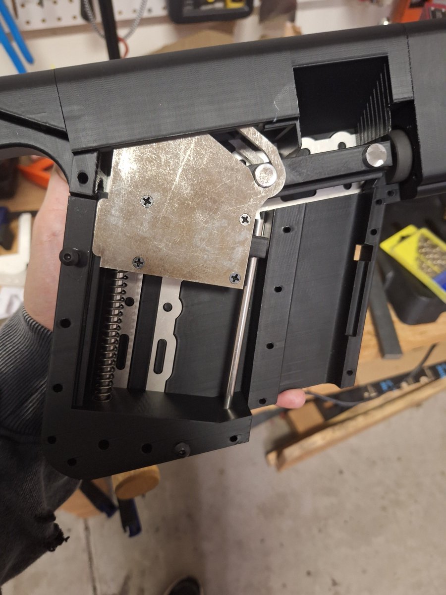 FossSkelli's tweet photo. 3d vector update, got the trigger and bolt mechanisms to work, I need to test the ejector and make the metal bolt next. Test fire soon, hopefully

#fosscad #3d2a https://t.co/Rg7vKtPzXm