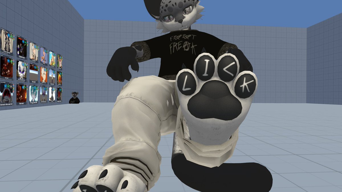 logsvrc's tweet photo. So, are you just gonna stare at my paw or are you gonna do as it says?

#VRChat #Macro #VRchatMacro #VRChatFeet #vrchatfurry #Paws #Feet https://t.co/az4hJO811M