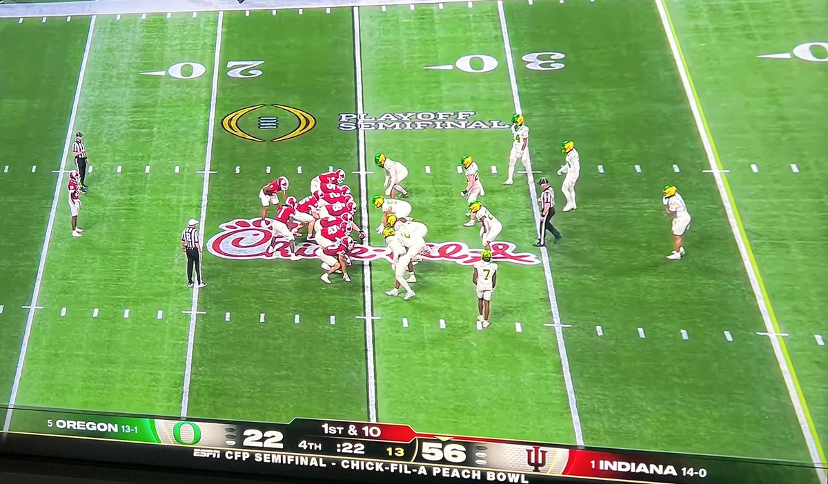 thevictorykneel's tweet photo. Indiana Hoosiers dominate and get the Victory Kneel to move on to the National Championship!
#CFBPlayoff #iufb https://t.co/0WNHIY1Ils