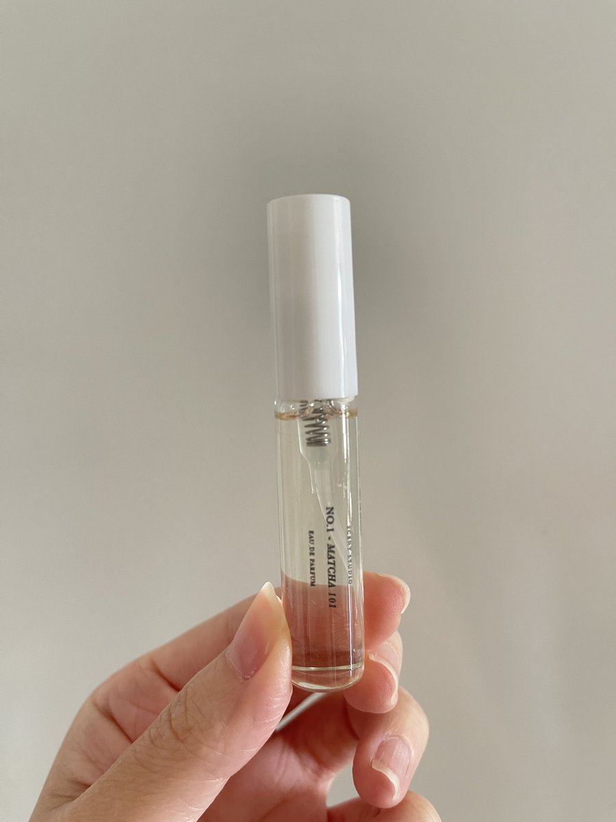 wintermoonwluv's tweet photo. ส่งต่อน้ำหอม scent studio 5 ml กลิ่น matcha 101 🍃 ลองกดเทสกลิ่น 1 ครั้ง หอมมากๆสมคำร่ำลือค่ะกลิ่นเฟรชๆนุ่มๆ เพิ่งได้ของเมื่อวานเลยค่ะ
110 รวมส่ง
#scentstudio #ส่งต่อน้ำหอม #ส่งต่อเครื่องสําอางค์ #ส่งต่อเครื่องสำอาง #ส่งต่อคสอ #ส่งต่อสกินแคร์ #น้ำหอมมือสอง https://t.co/KU4wqNf6bj
