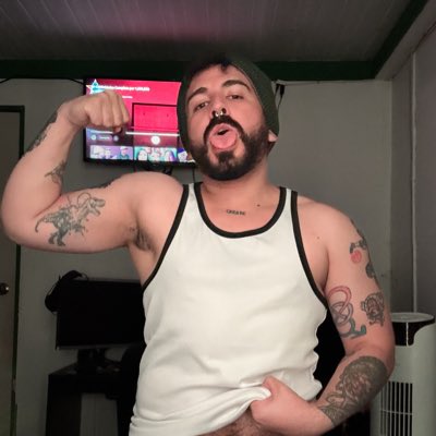 notpablo_hobbit's tweet photo. #NuevaFotoDePerfil https://t.co/MkMcuKw0UN