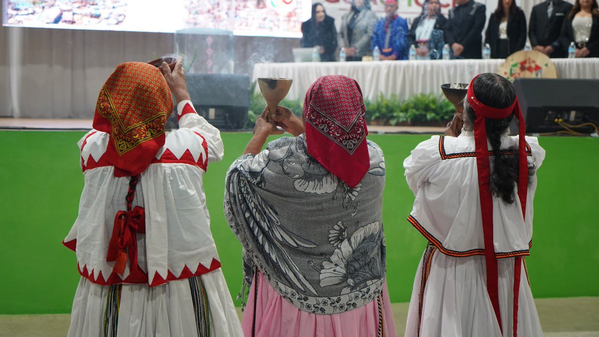 MarioVzqzR's tweet photo. A 63 años de su origen, #Guachochi es ejemplo de convivencia entre pueblos indígenas y mestizos. Diversidad, dignidad y orgullo definen a una comunidad que cree en el trabajo, la educación y el progreso como base de su futuro. 🧵
#SierraTarahumara #Chihuahua #OrgulloRural #Identidad