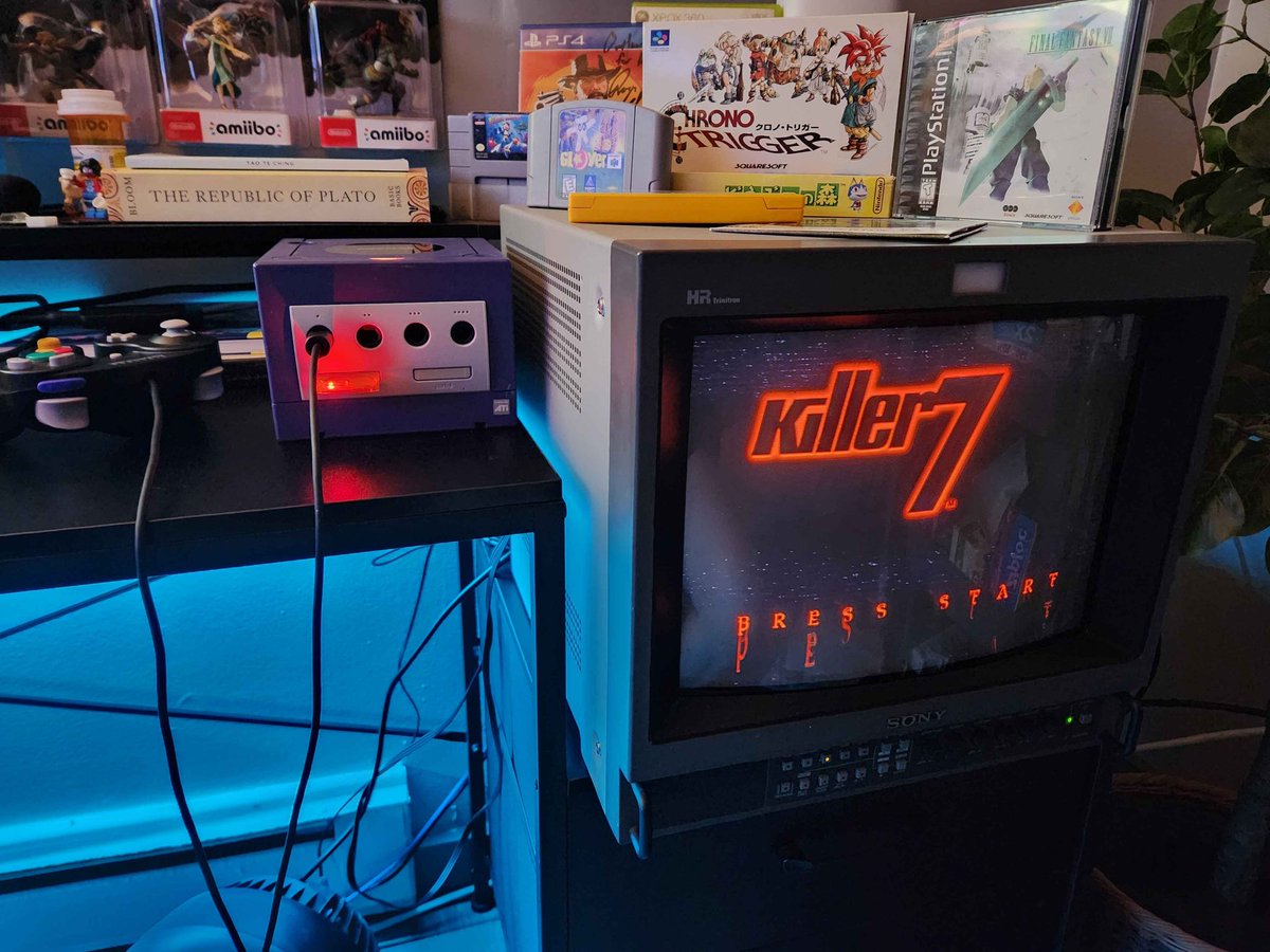 Got a fucking awesome PVM a few days ago, worth the price I will be using this guy for years