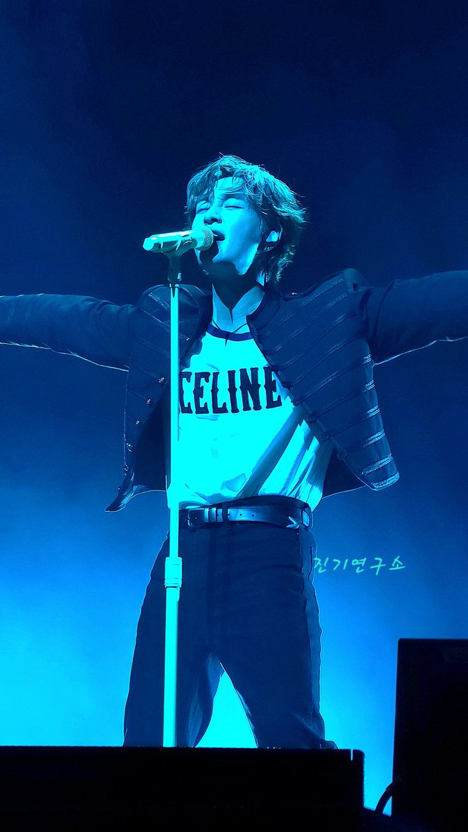 mokichoiae's tweet image. 260109 ONEW THE LIVE: PERCENT (%) in San Jose
정말 잘생기셨어요 오늘 

#온유 #ONEW #オンユ #オニュ 
#이진기 #SHINee #샤이니 
#ONEW_THE_LIVE_USA 
#ONEW_THE_LIVE_SanJose
#ONEW_THE_LIVE
