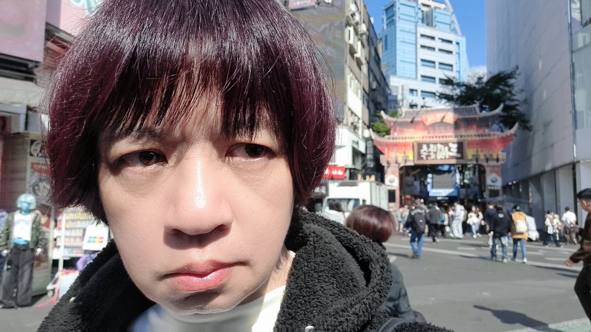 acpin6629's tweet photo. 好久沒有女裝來逛了 https://t.co/7A9r2MuR7j
