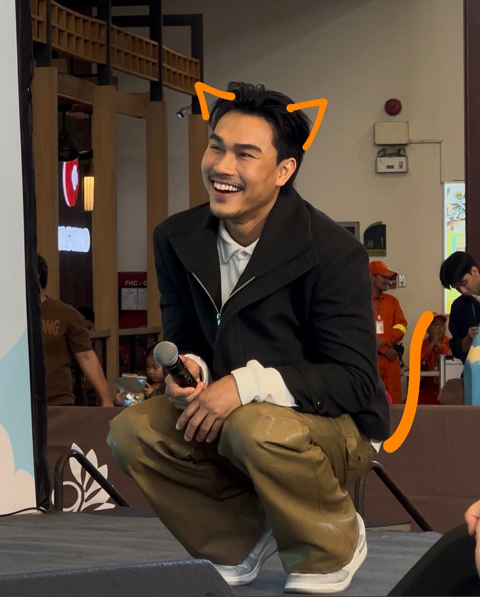 พี่ชอนก็ตัวแค่นี้ 🐱🤏🏻