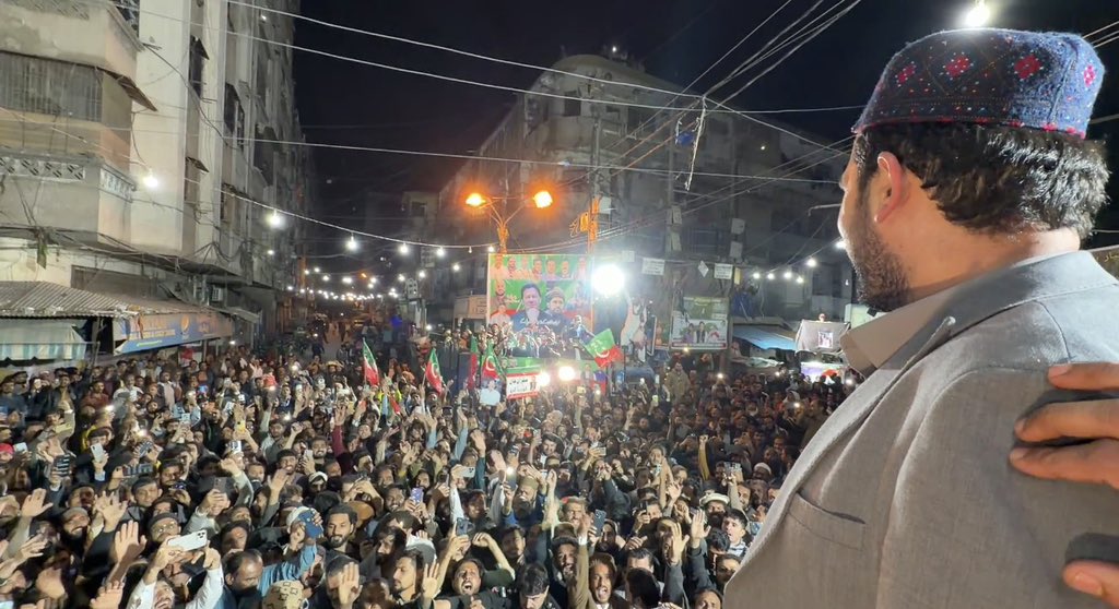 HarmeetSinghPk's tweet image. کیا بلاول بھٹو زرداری کراچی کی سڑکوں پر ایسے نکل سکتے؟؟؟