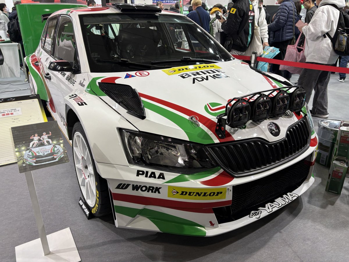 zeppeki01's tweet photo. #castrol https://t.co/rsEmZxC0ck
