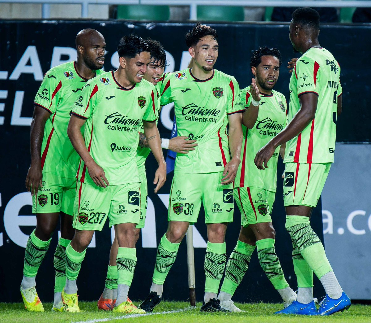 Jordao_G91's tweet photo. #LigaMX 🇲🇽 | Relinchan en Sinaloa
@fcjuarezoficial derrotó a domicilio a @MazatlanFC en el primer duelo de la liga y se ganan sus primeros tres puntos.
#Mazatlán 1-2 #Bravos #FaltaTáctica #MX https://t.co/39wuEX3Bb9