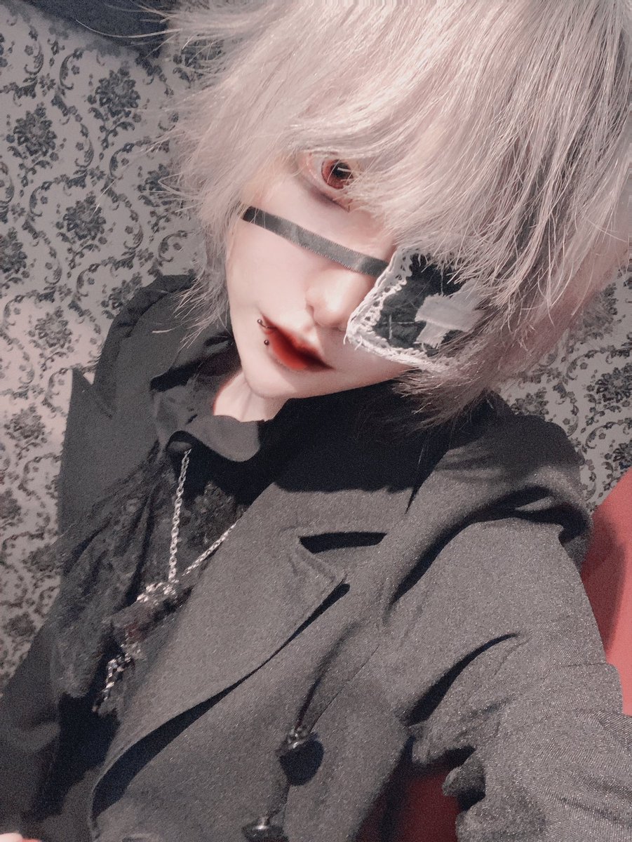 ほんじつ！
ゴシックパンツスタイルです✨