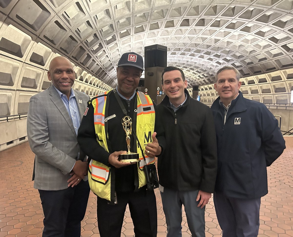 Metro Forward tweet media