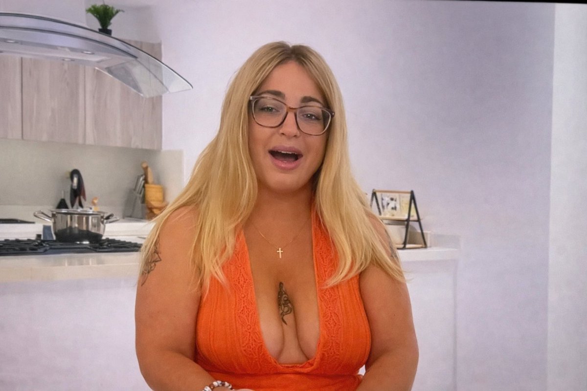 realautotech's tweet photo. @queenof99lol Ask her #90dayfiance https://t.co/b4GMDMiDDn