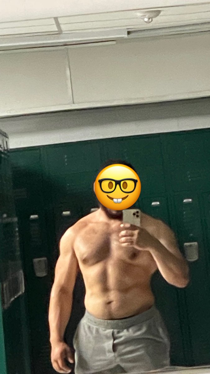 chieffeli's tweet image. Hey what’s up hello