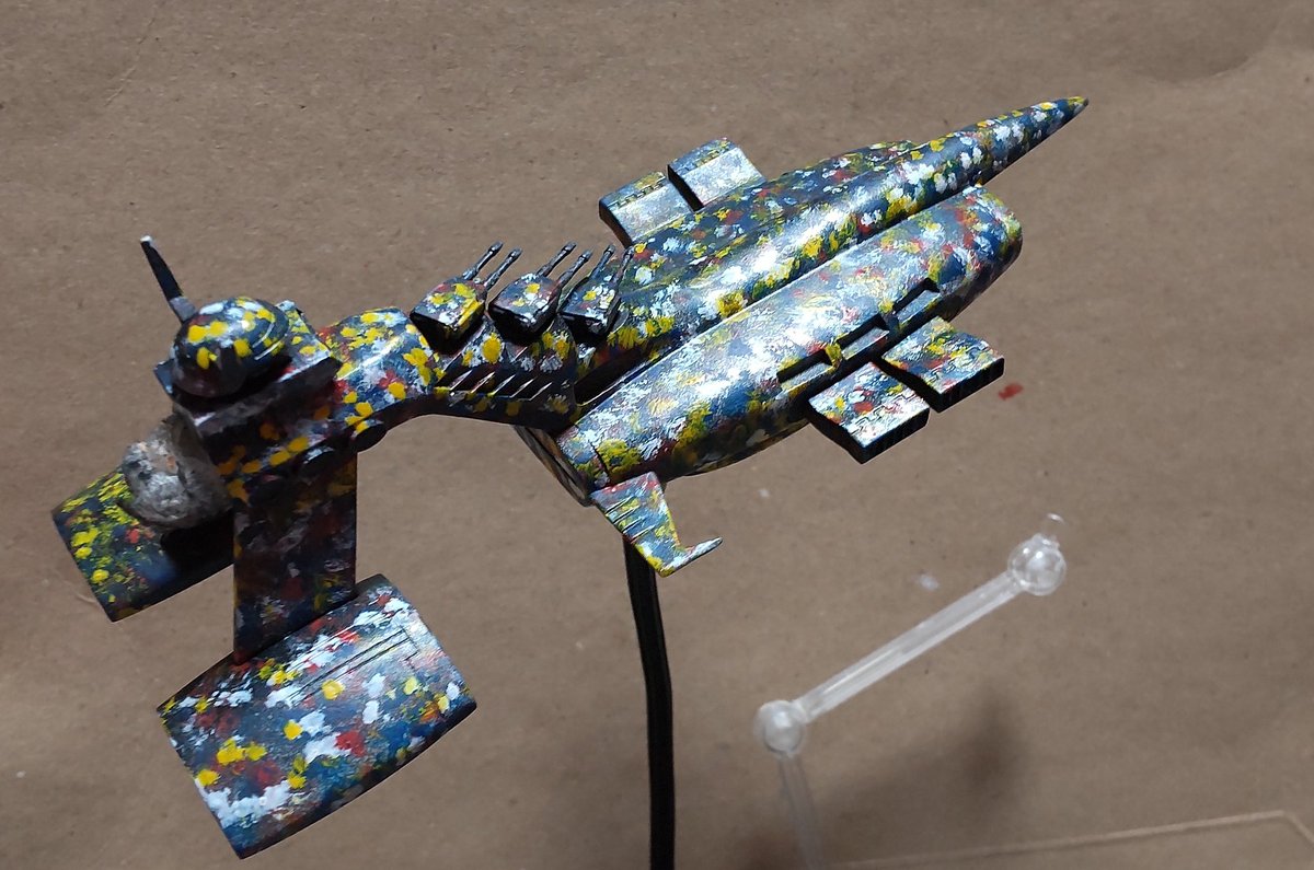 #旧キット
ムサイ
下地塗装…。