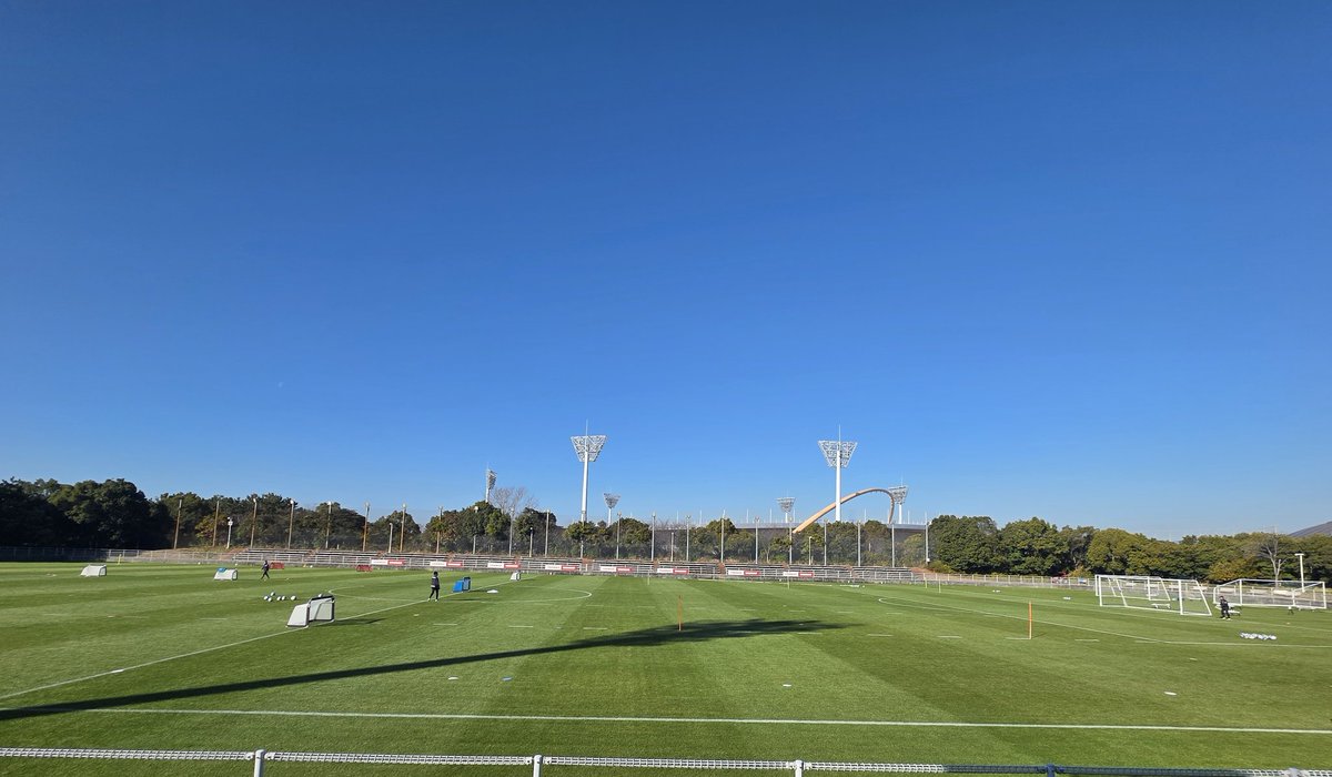 C3Pko's tweet photo. 初めての舞洲練習見学🥹
新加入選手とかトレーニングで狙いとしてるところ、選手のコンディションとかを見れて楽しかった🥹🌸 https://t.co/CKlyxmhdN6