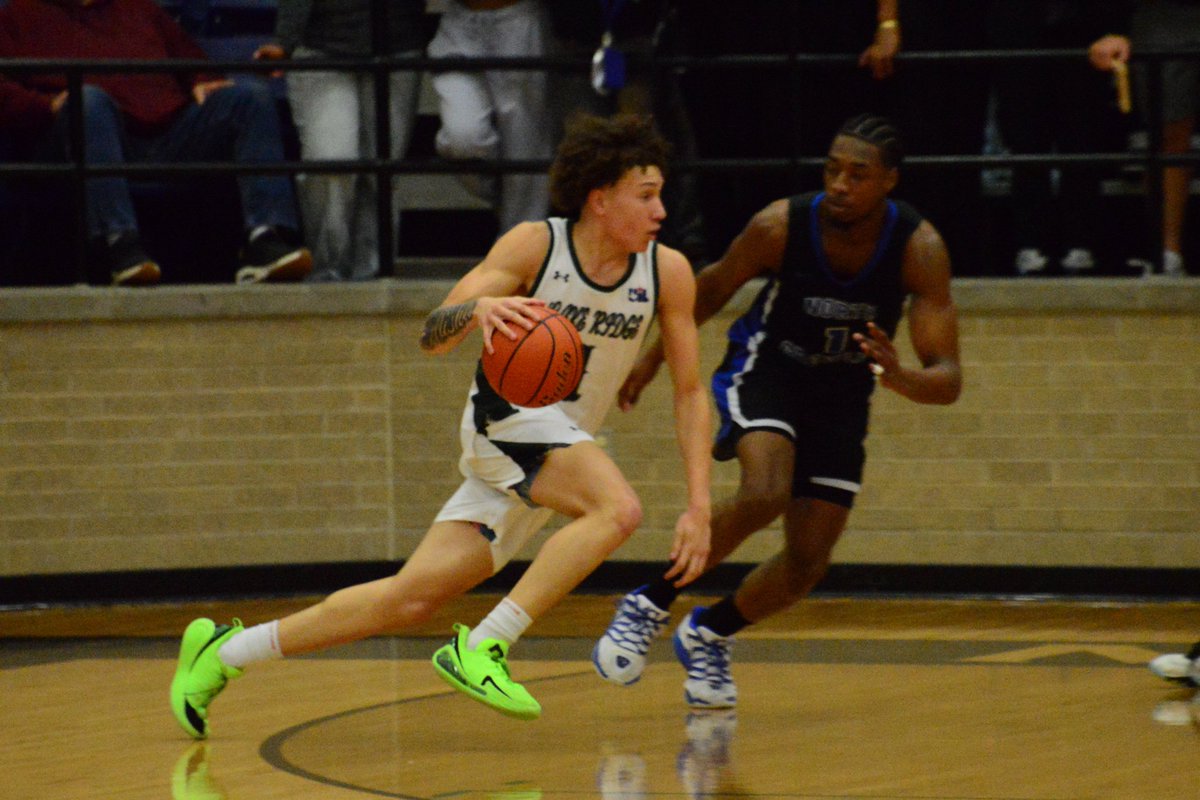 Gosset41's tweet photo. In a battle of two Top 10 6A teams in the state, visiting #2 North Crowley won big at #10 Lake Ridge 70-43. Panthers moved to 19-3 overall and 2-0 in district play #txhshoops @hoopinsider @GMsportsmedia1 @KennyMatthews @NCBasketball https://t.co/qCqITMdzBV