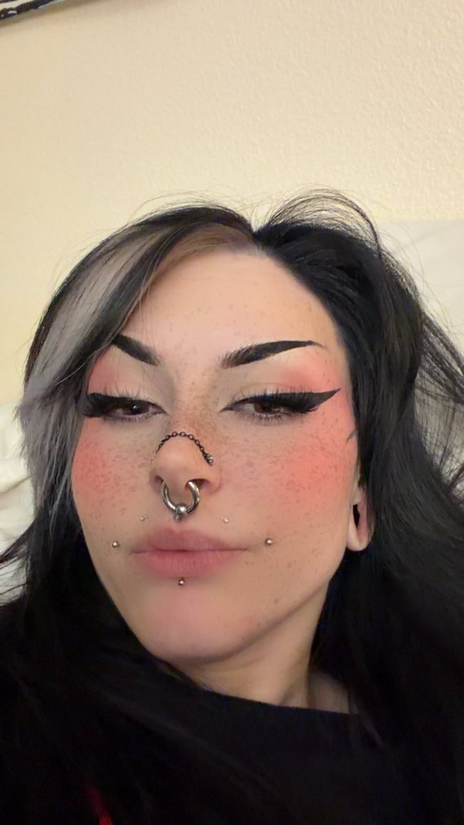 smbcreep's tweet photo. new hair :)) https://t.co/Vd80NpUoUB