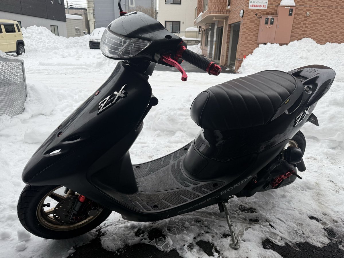 ライブディオzx 札幌市内で欲しい方いませんかね。改造してるから