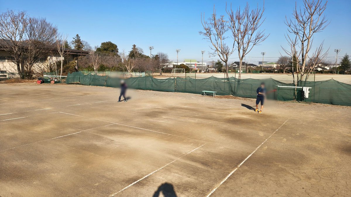 yoshimi_stc's tweet photo. #ソフトテニス
#中学生　#小学生
#比企吉見STC
#吉見ふれあいジュニア
今年初めの練習です。午前中は吉見中の部活の為、クラブは午後からです。今日は少なめですがその分沢山ボールが打てますね。
クラブ員絶賛募集中‼️
部活では少し物足りなく、もう少し打ちたい子は是非遊びに来てください👍 https://t.co/6CnhYIvgt2