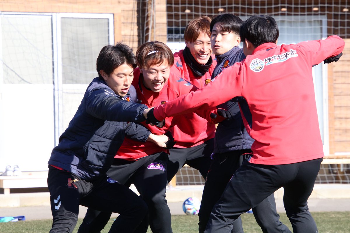 fufc_staff's tweet photo. #本日の十六沼 🔴⚫️

#福島ユナイテッド https://t.co/MpU3BGe8uC