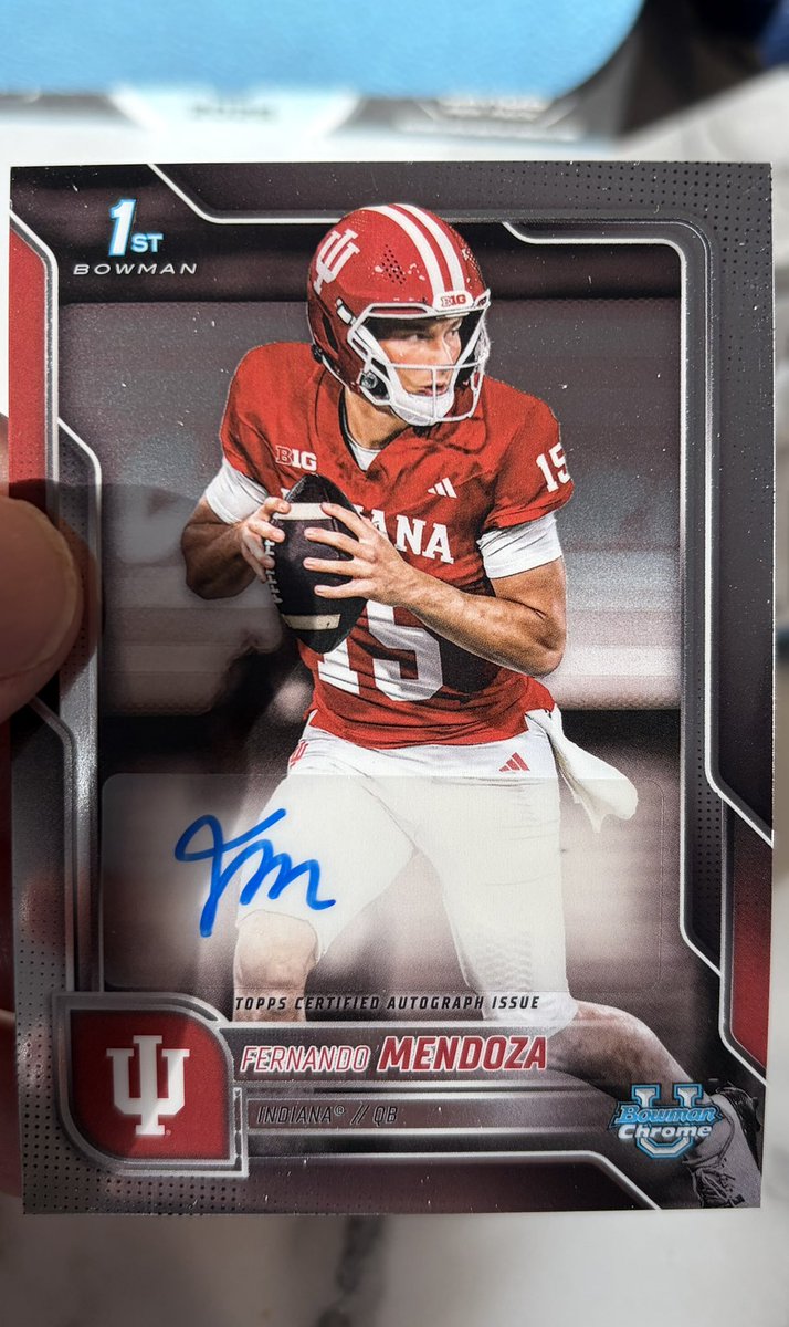 HatedPlays's tweet photo. @nflrums Perfect day to pull this card 🔥 https://t.co/6Y9HeAklTK