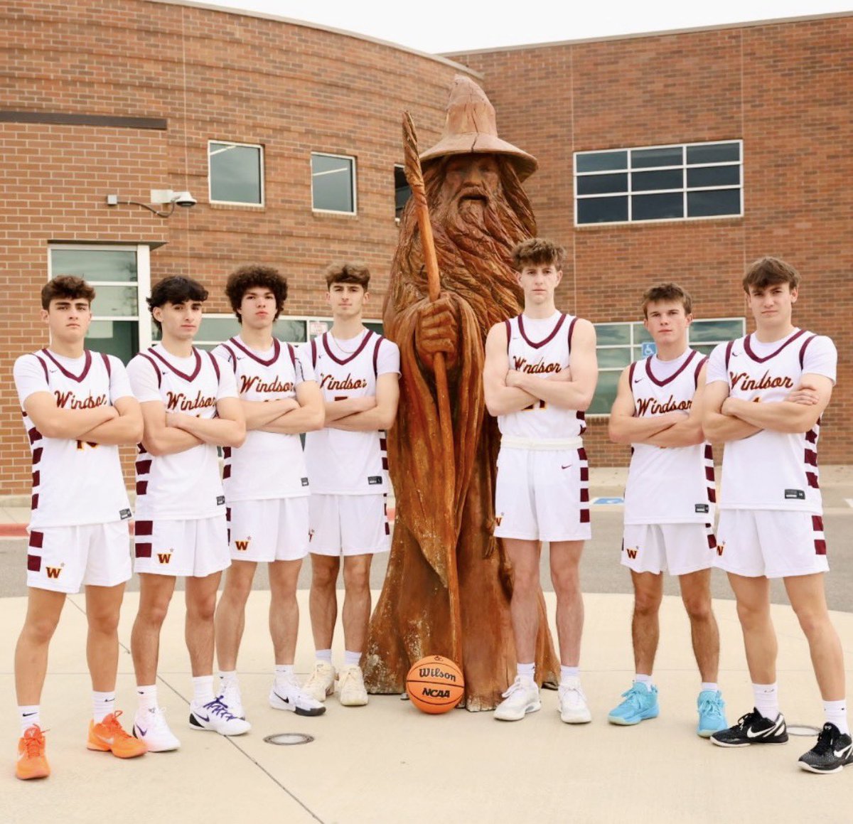 WindsorHSHoops's tweet photo. Formally introducing your Windsor High School men’s basketball seniors for the 25/26 season. 

1: Kyler Urich 
2: Camden Smith 
5: Madden Smiley
11: Thales Price 
14: Marcus Martinez 
15: Brady Kingsley 
21: Morgan (Mo) Sholder https://t.co/aUk6Yeymip