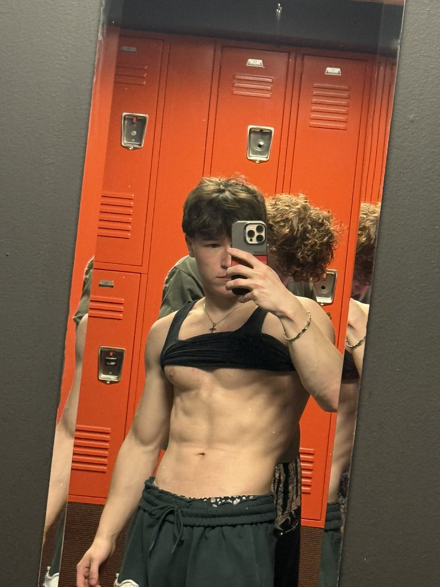 MASTER_0JUSTINE's tweet photo. Available all day for drains, calls and customs 🥵🔥👿 #cashslave #paypig #findom 💸💰 DM NOW AND GOT READY FOR DRAINS AND HUMULIATE 🥵 🔥🔥 https://t.co/tRkyjyK49s