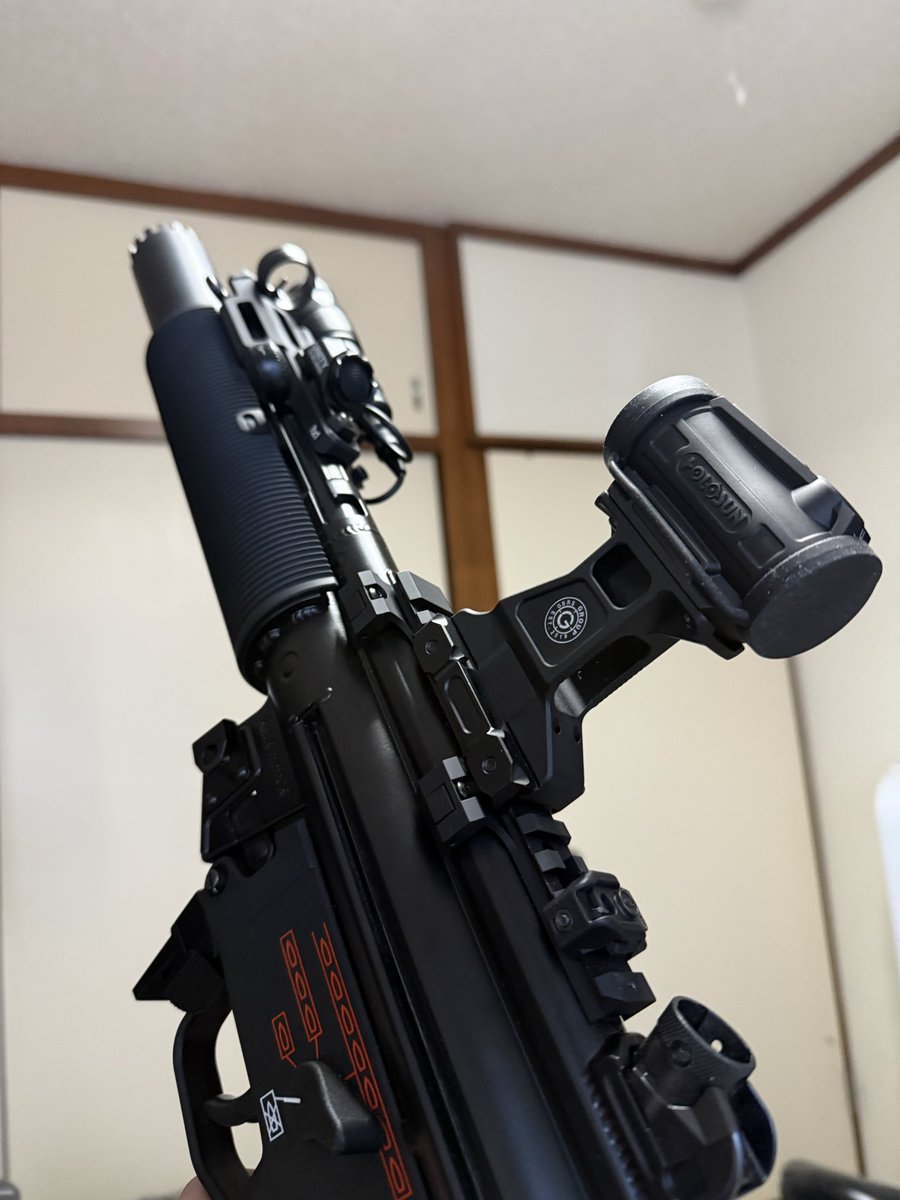 creastf's tweet photo. 12日のサバゲーに向けてセットアップ
#tokyomarui
#mp5sd6
#サバゲー https://t.co/LxBmXQPzSU