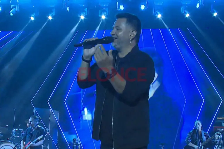 elonce.com tweet media