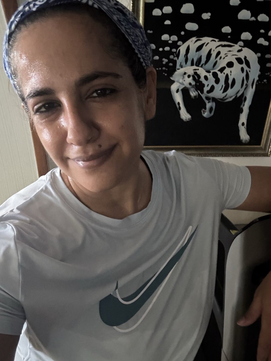 It’s an art to sweat so much in 11 degrees - 6.5kms 500 mtr Z4 intervals today on a freezing treadmill