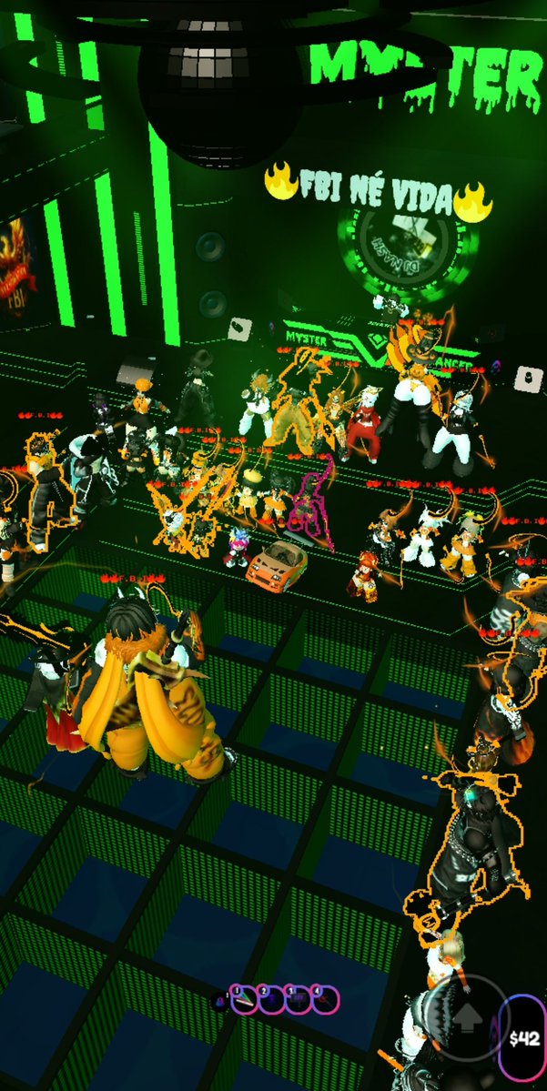 97DEVIIL's tweet image. Meu celular querendo ir de vasco, mas permaneci até o final da invasão