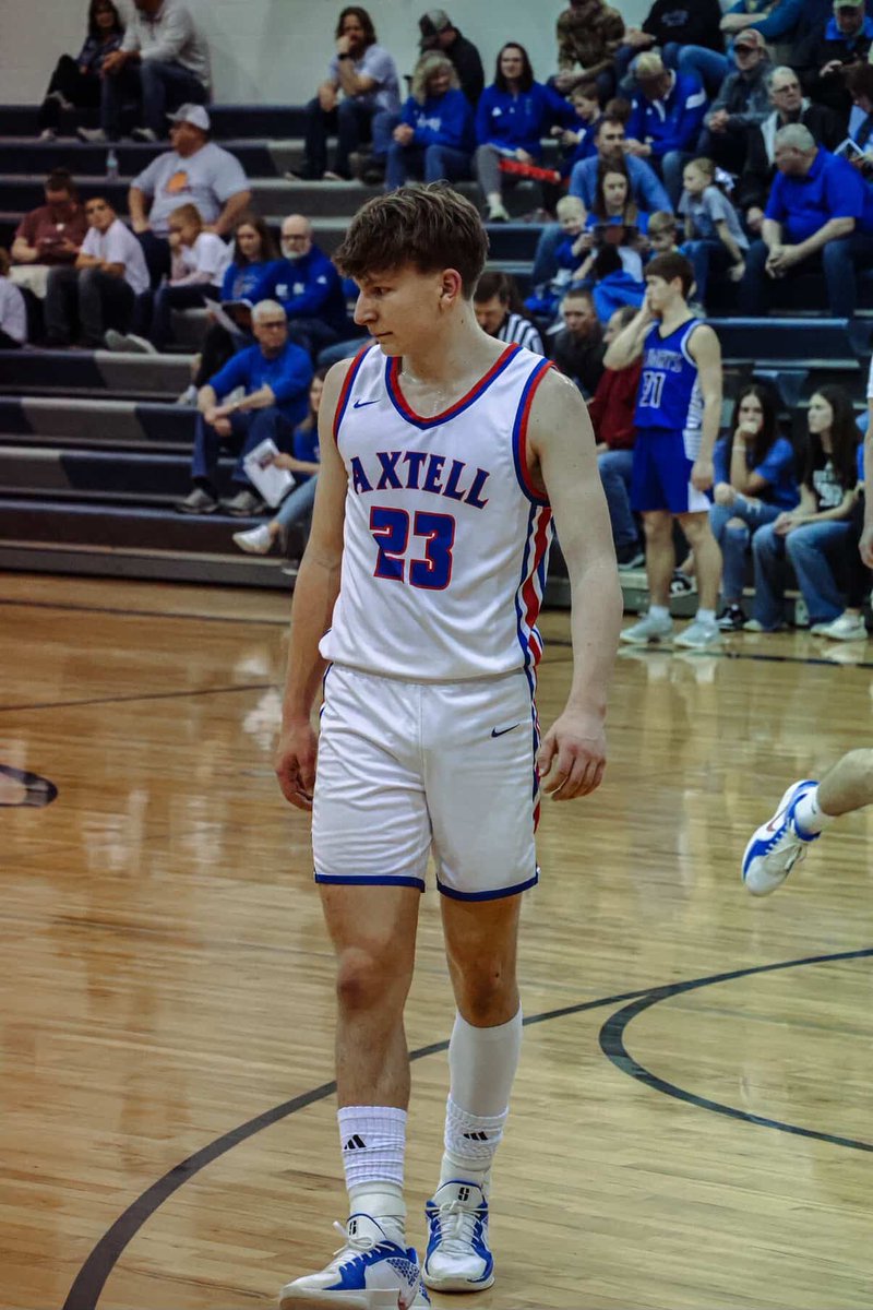 Sports in Kansas tweet media