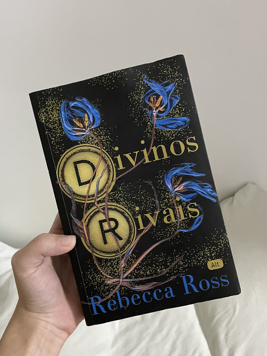 manuvys's tweet image. O QUE FOI ISSO???
Acabei Divinos Rivais e tenho muitas perguntas para poucas respostas. O final termina em aberto, e eu achando que logo minha angústia acabaria. Por sorte, já comprei o segundo livro e não vou passar pela ansiedade de ficar sem saber o que vai acontecer

★★★★