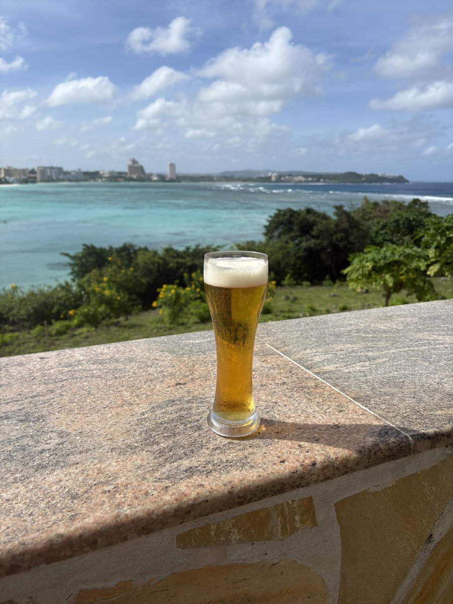 moosis1223 またグアムにいっちゃったにゃんよ(ΦωΦ)