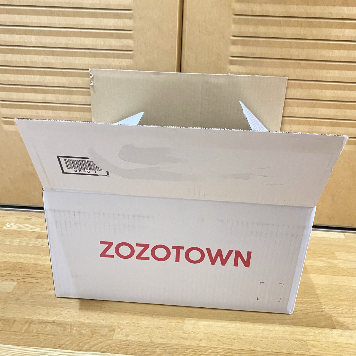 yoko333utaco's tweet photo. #ZOZOSALE箱CP
白箱が届きました٩( ᐛ )و
2026年も良い年になりそう！ https://t.co/GyI8E3exha