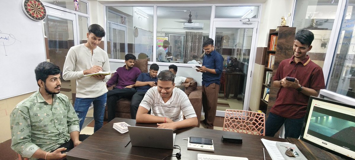 One of the biggest mistakes we made recently at <a href="/apnipathshala_/">Apnipathshala</a> taught me a lesson I won’t forget anytime soon.
A few days ago, the person managing new POD applications left the team.
Honestly, I wasn’t prepared for that exit.
<a href="/Shailendra_lfp/">Shailendra Jaiswar</a> was already overloaded with POD