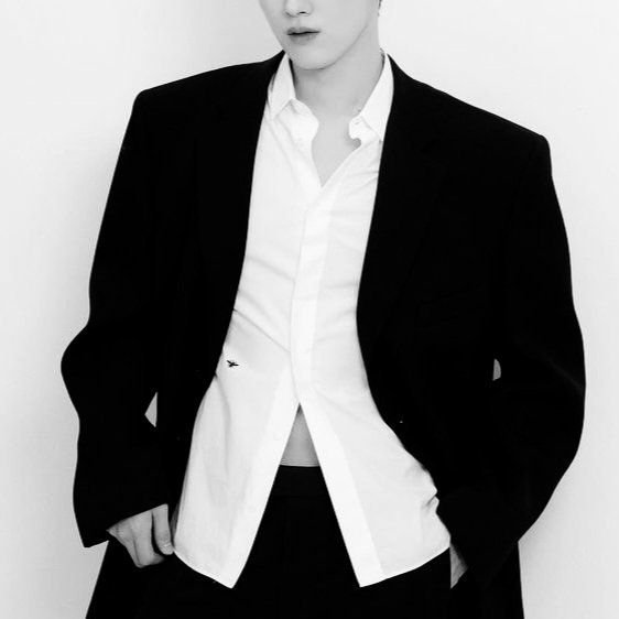 ʜᴀɴᴀ•• tweet media