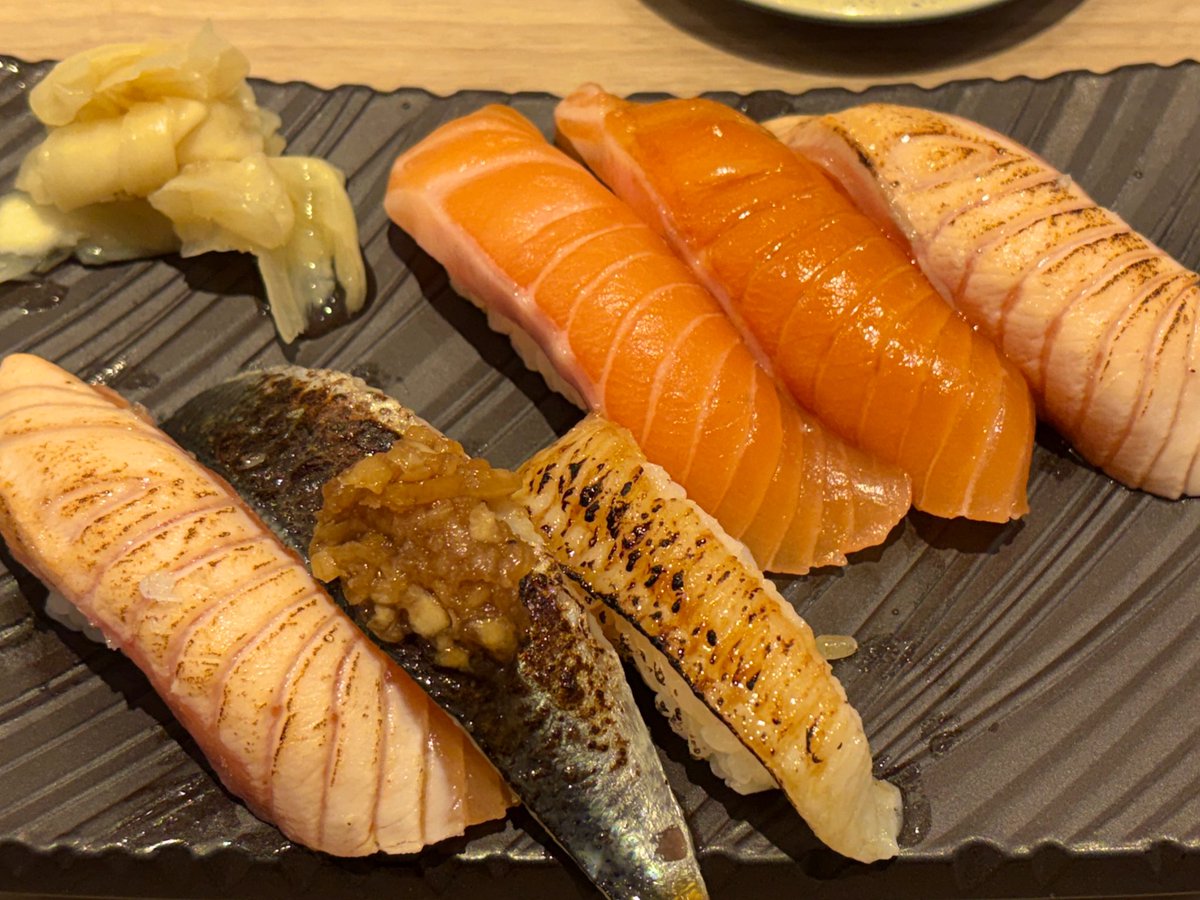 hirohher's tweet photo. まりぃさん、オートサロンに来ていたので一緒にお寿司食べてきた🍣

ごちそうさまでした😋 https://t.co/FObEMbVBSO