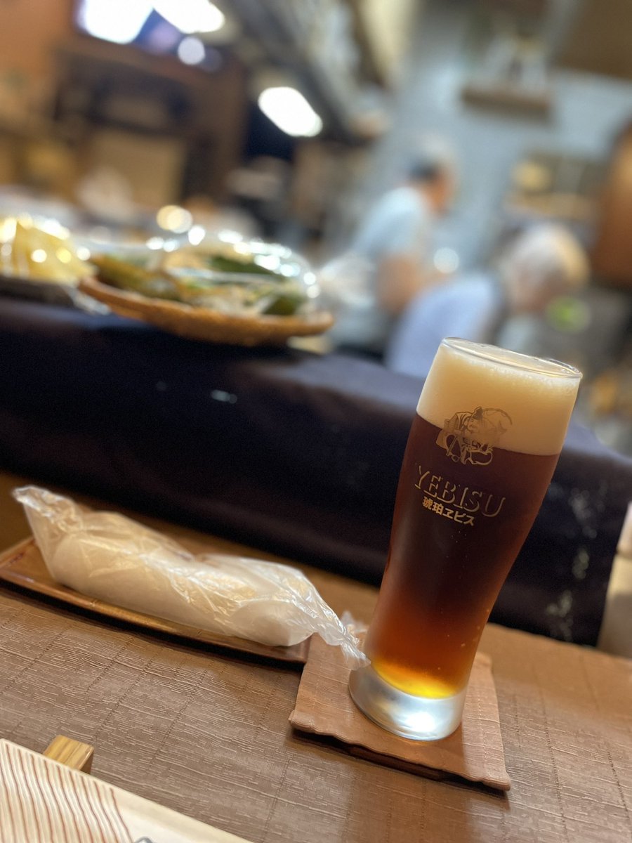 beerunclebeer's tweet photo. 元町商店街から一本入った飲み屋。

#横浜 #元町商店街 #ビールおじさん #ビールが好き #ビール好き #ビール #ビールがうまい #unclebeer #ilovebeer #beer #beerstagram #ビアスタグラム https://t.co/p74wWeJNvq