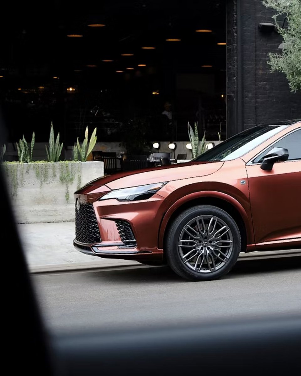BLAutoGroup's tweet image. The 2026 Lexus RX — elegant lines, bold presence, and luxury crafted in every angle.

Which exterior feature catches your eye?