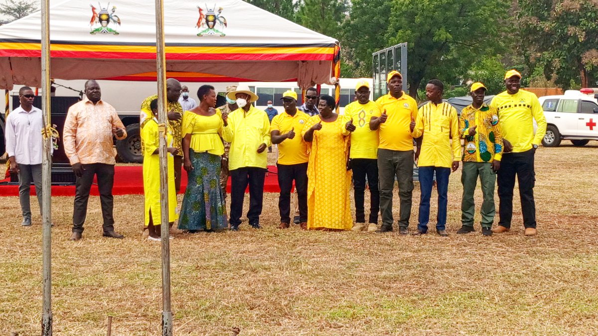 Hon Gifter Aber tweet media