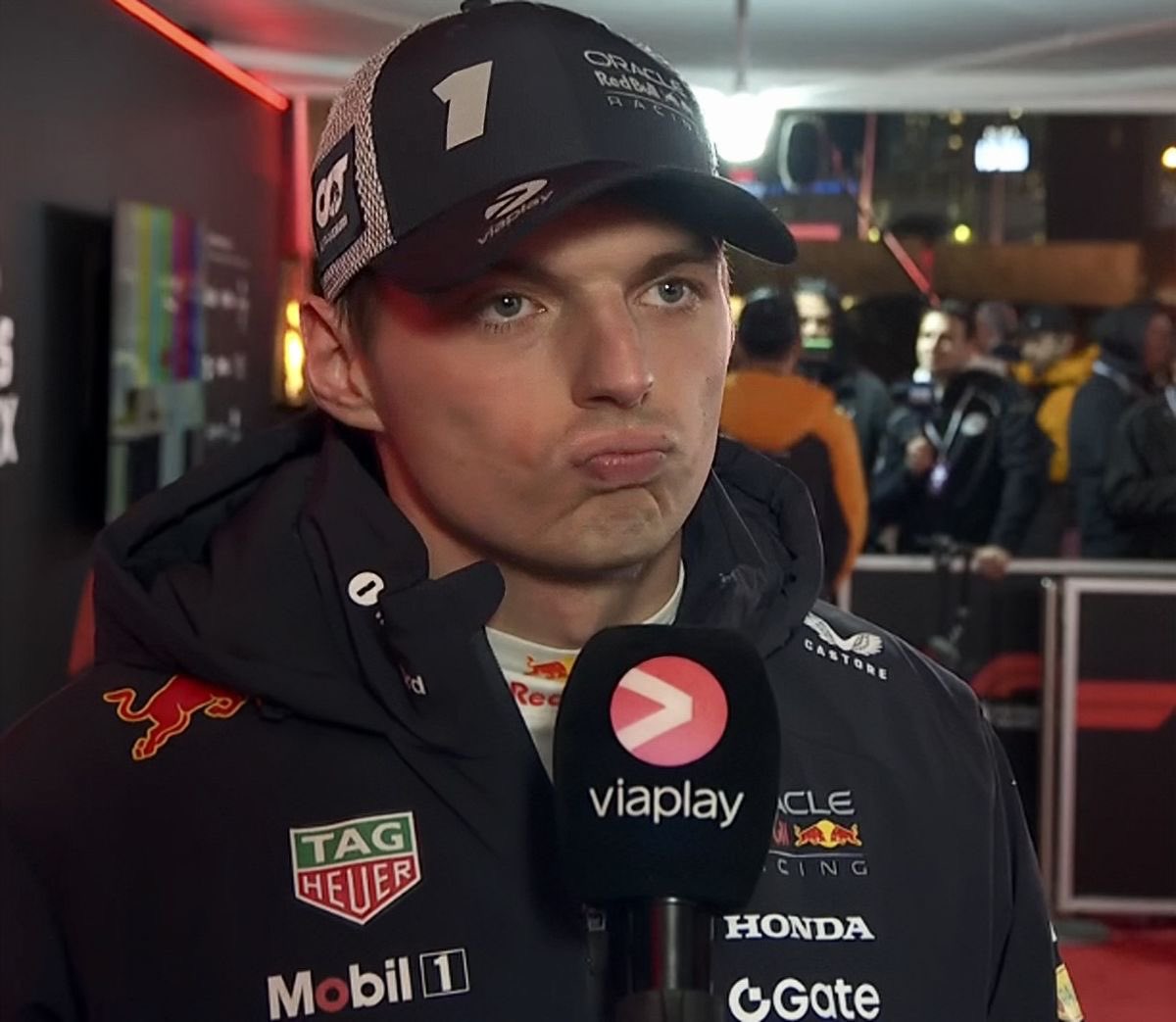mxverschaos's tweet photo. oh they're definitely doing this on purpose 😗 https://t.co/pi9LPcvKRV