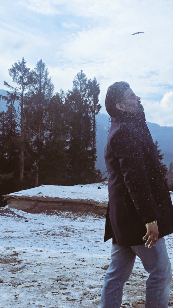 ajaysharmajkas's tweet photo. Snow-kissed silence in Bhaderwah ❄️✨ Nature at its purest.
#bhaderwah 
#JammuKashmir bhderwah https://t.co/0lObTcQEe0